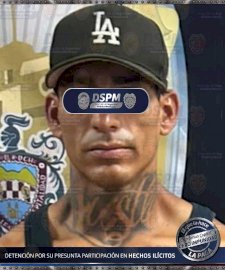 Lo detienen por asaltar un Oxxo con machete en Paseos del Encuentro