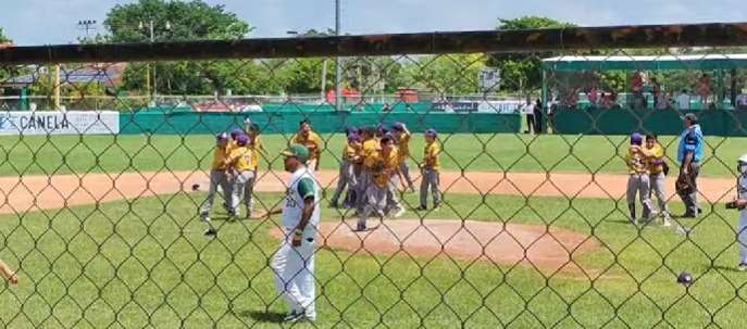Avanza Chihuahua a la final del Campeonato Nacional U10 de béisbol