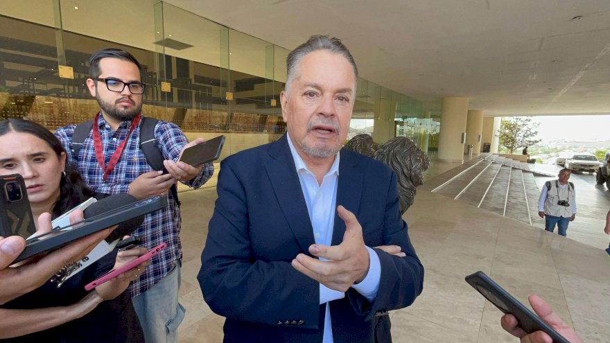 Respalda Mario Vázquez a Marco Bonilla rumbo al 2027