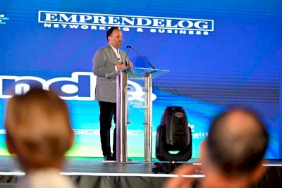Reconoce De la Peña impulso de Emprendelog al emprendimiento femenino
