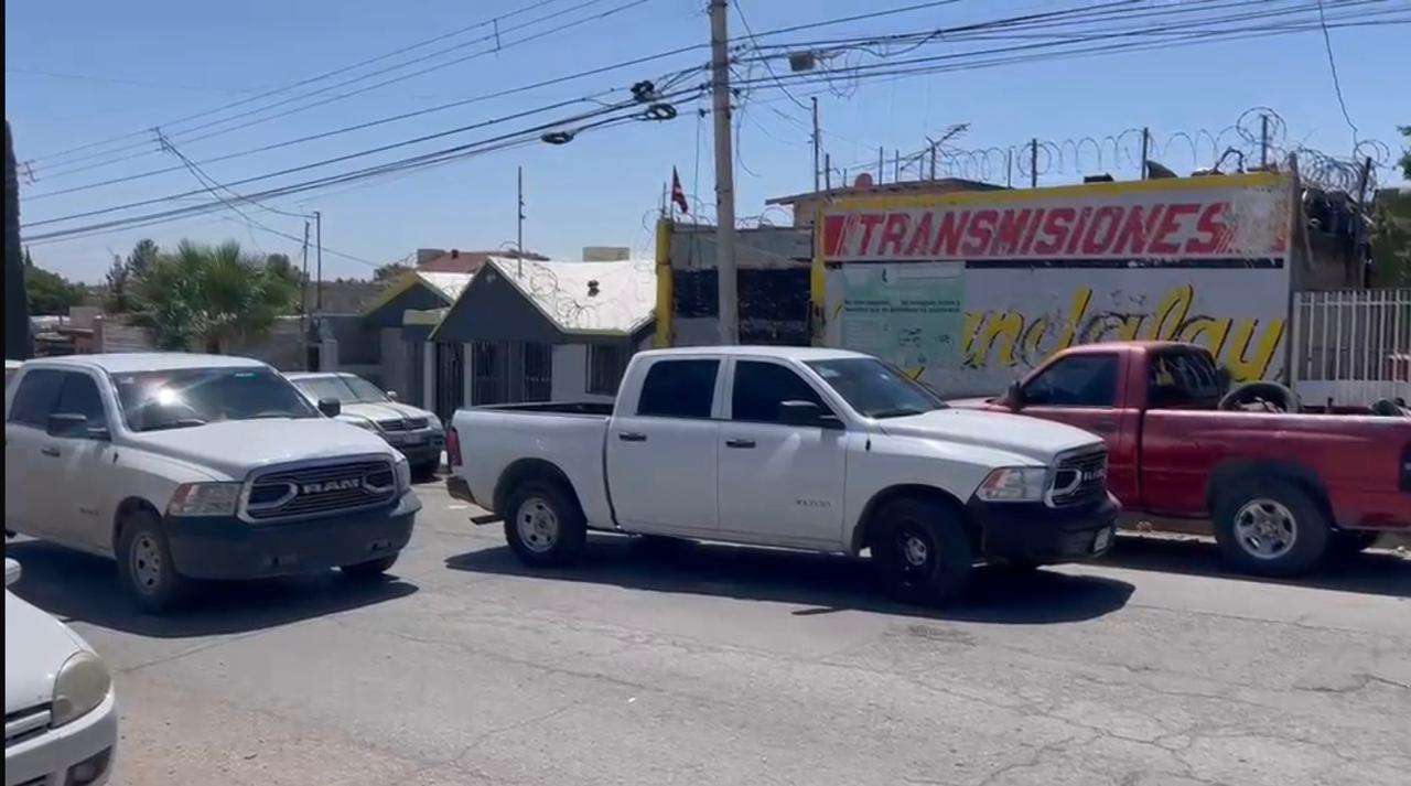Aseguran yonke en Colinas de Juárez tras localizar autopartes robadas