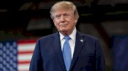 Suspende Trump aplicación de aranceles de 50 por ciento a Canadá