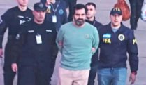 Trasladan desde Argentina al contralmirante Fernando Farías Laguna