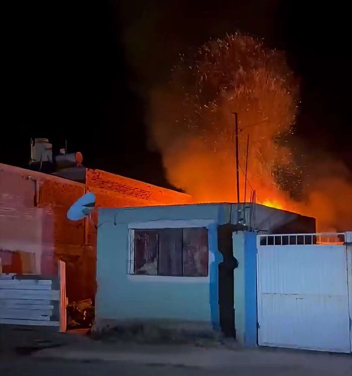 Muere calcinado por incendio en vivienda de Parral