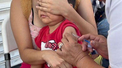 Aplican vacunas de Sarampión, Neumococo y Tétanos en la Liber