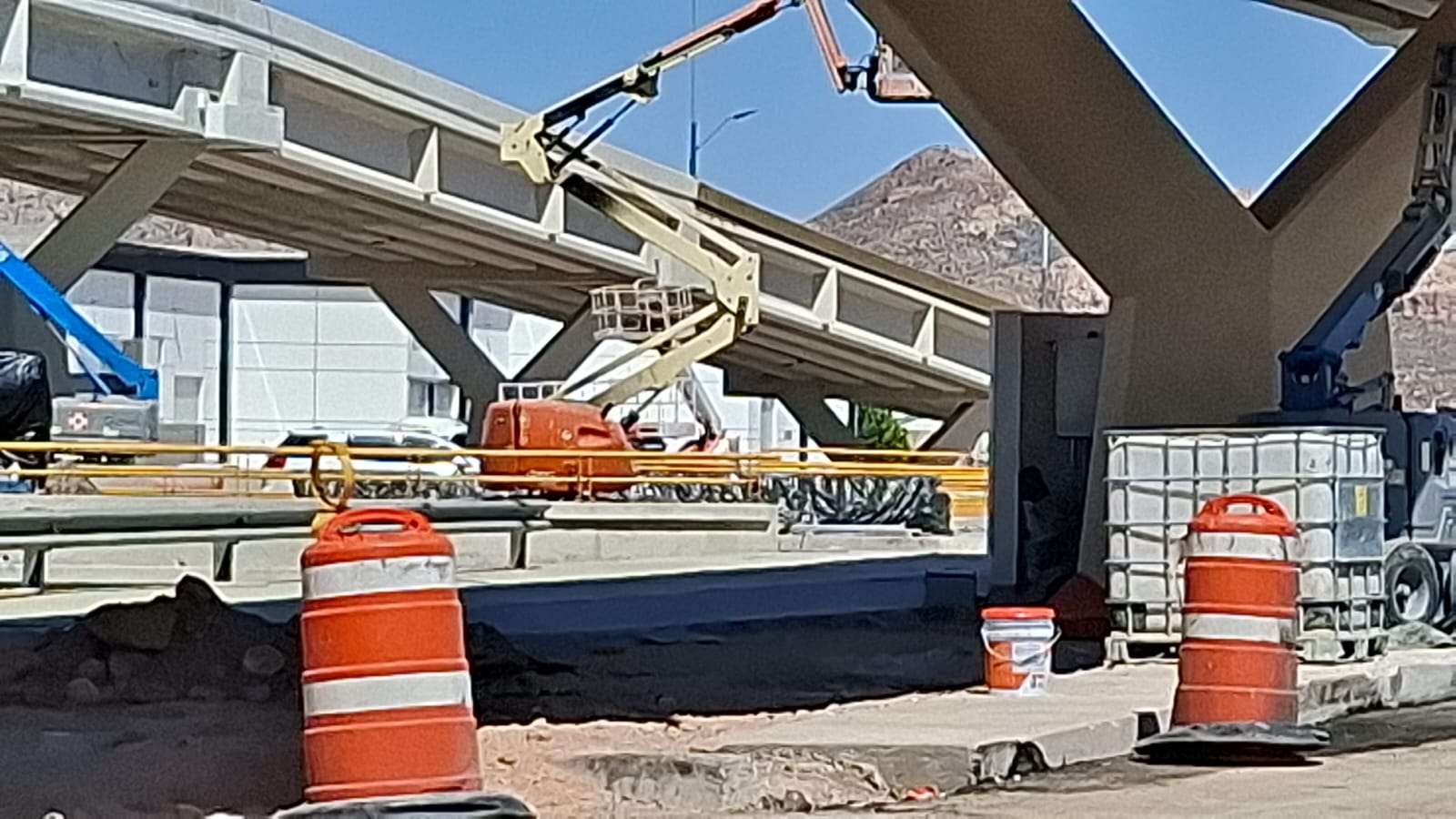 Afinan últimos detalles en puentes de Nogales e Industrias