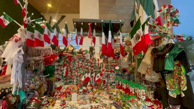 Inician comerciantes venta de artículos patrios en Chihuahua 