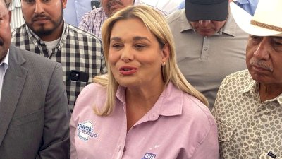 Llaman Maru y Romero a la unidad en encuentro con jóvenes en Creel 