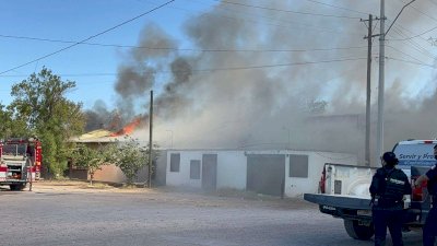 Consume incendio cuatro viviendas en la colonia Ávalos