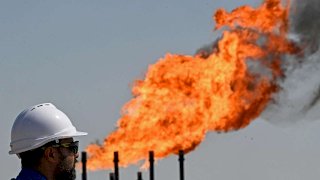 Baja Petróleo casi 3 dólares a mínimo de una semana 