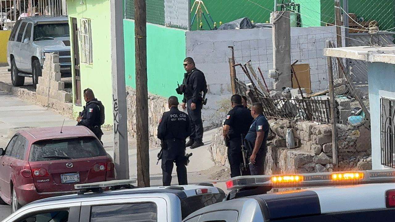 Hombre se dispara en la cabeza luego de un convivio en la Díaz Ordaz 