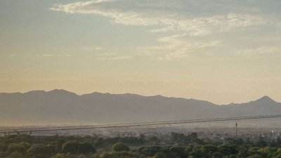 Cubre densa capa de contaminación la zona sur de la ciudad 