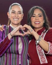 Quién es Claudita la imitadora que apareció en evento de Morena