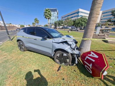 Muere adulto mayor en choque frente al Hospital Ángeles 