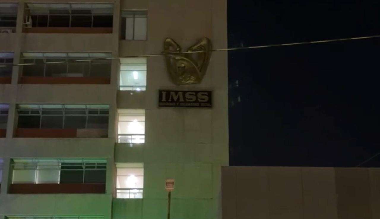 Menor de 7 años queda grave tras caer a una alberca durante una fiesta