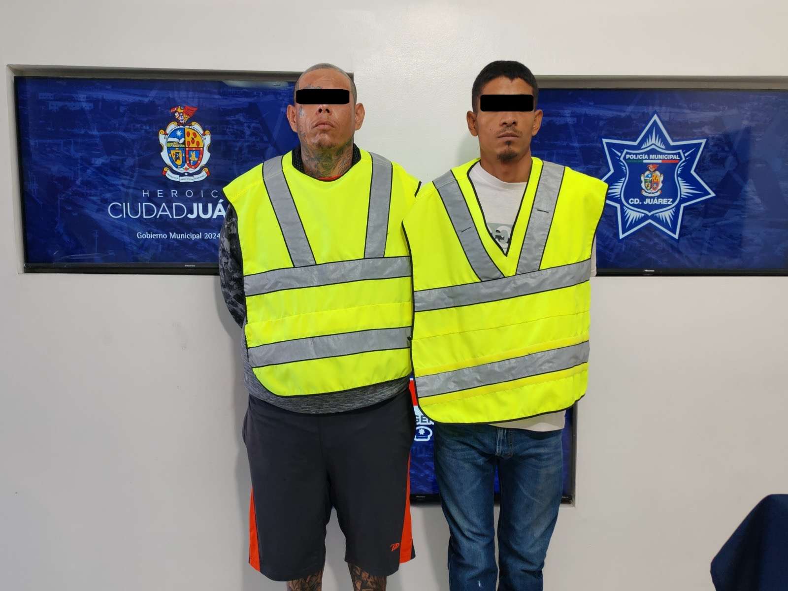 Caen dos por homicidio; aseguran camioneta utilizada para huir