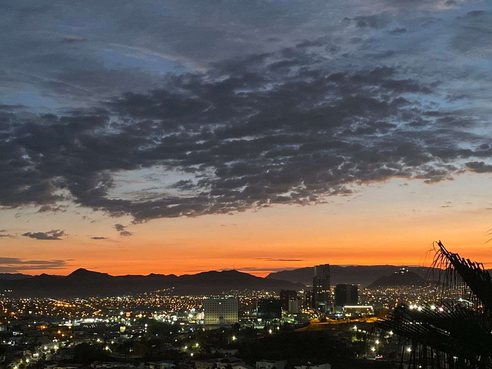 Se esperan nubes y claros con máxima de 34 grados centígrados 