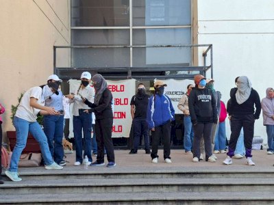 Protestan normalistas de Saucillo por asignación justa de plazas 