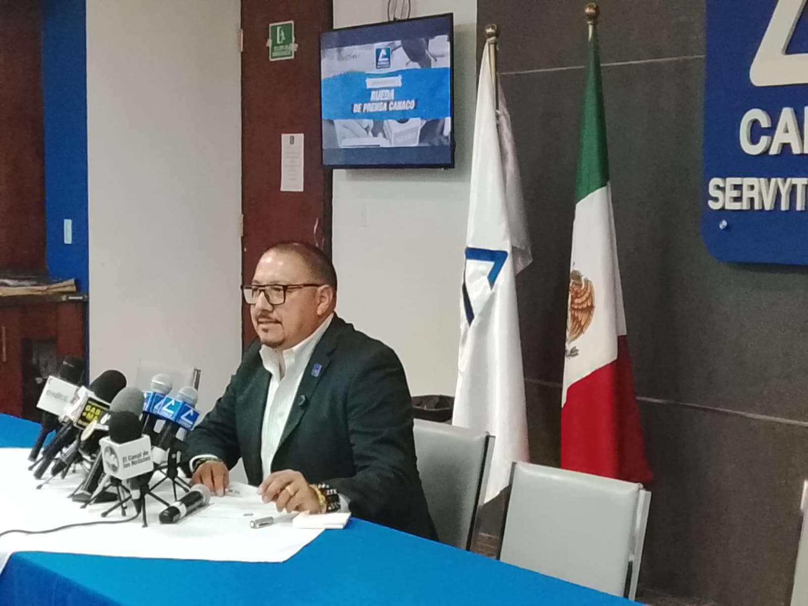 Exige Canaco aclarar cobro de engomados