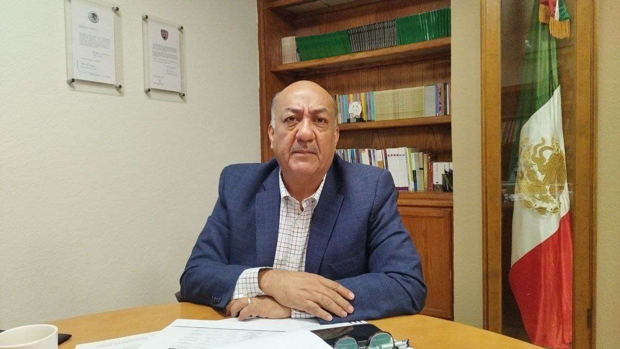 Existe transparencia en plazas, pero con limitaciones: Educación
