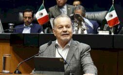 Va Mario Vázquez contra senadores faltistas