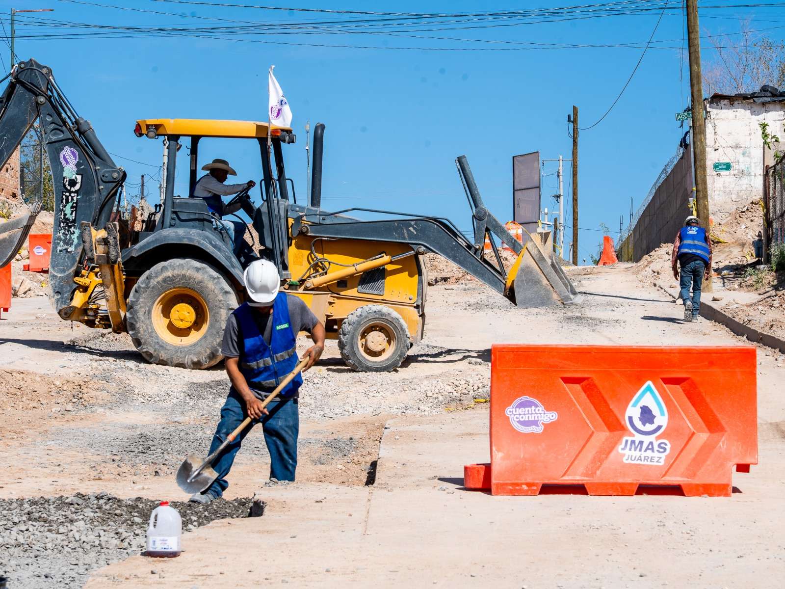 Por concluir reubicación de la línea de alcantarillado en la calle Acolhuas