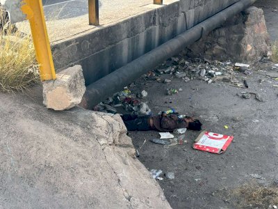 Encuentran a individuo sin vida debajo de un puente en la Villa Nueva