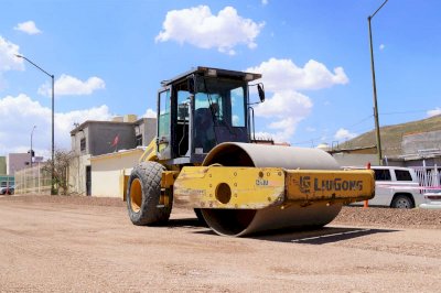 Inicia Municipio pavimentación de calles en la colonia R. Almada 