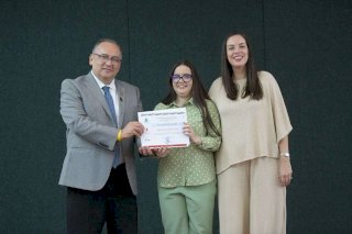 Reconoce la Uach excelencia académica de estudiantes de la FCA 