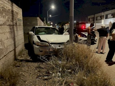 Choca adulto mayor contra poste en Rancho Enmedio