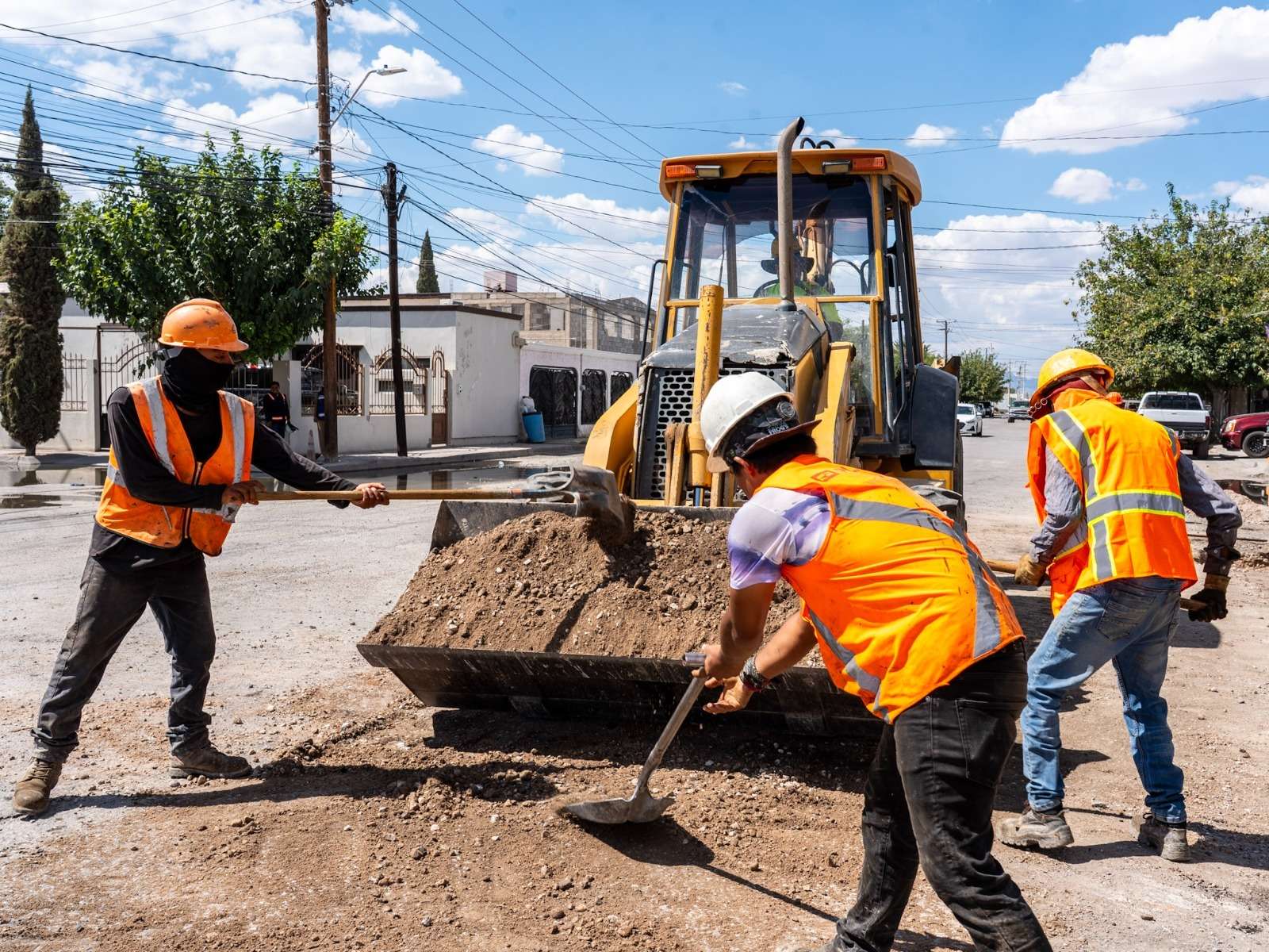 Bachean calles del fraccionamiento Río Bravo