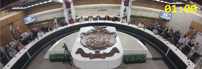 Pone alcalde a rendir cuentas a su gabinete 