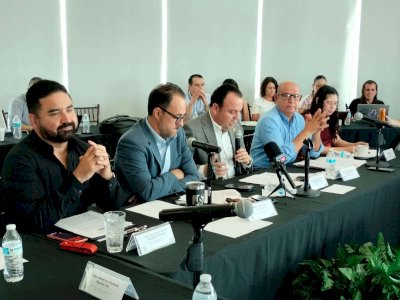 Avanza autonomía de FGE; desechan propuesta de Parlamento Abierto
