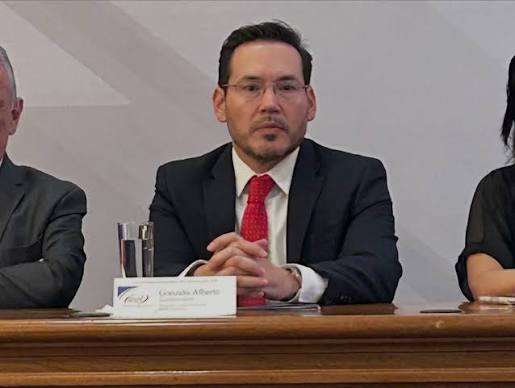 Advierte IMEF riesgos por déficit fiscal y presiones en pensiones