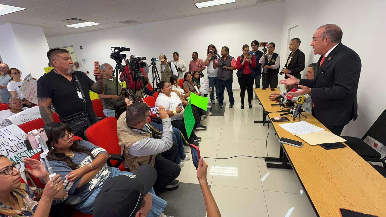 Reconoce Anaya problemas para dotar a escuelas de maestros