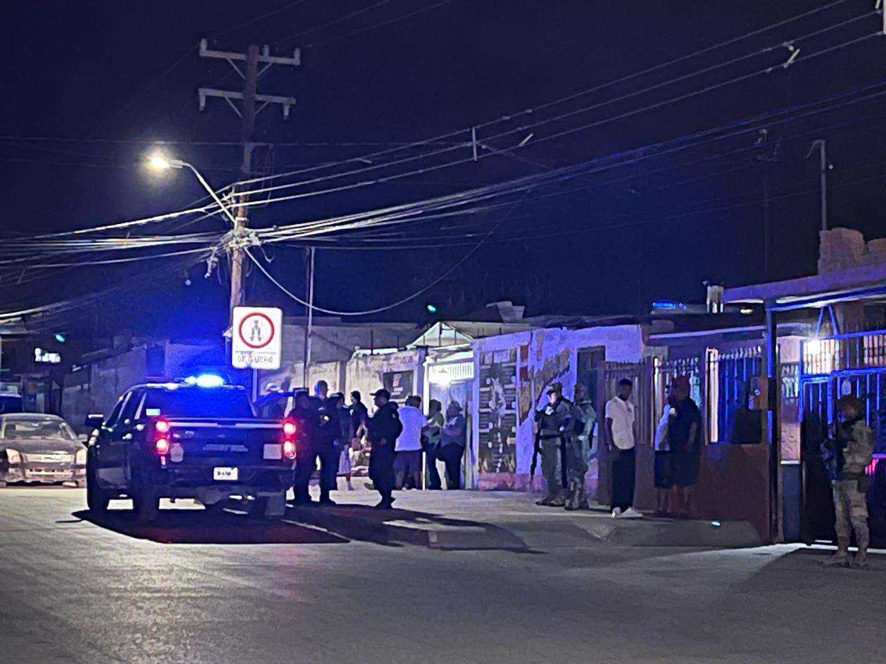 Localizan cadáver descompuesto dentro de vivienda en avenida Los Aztecas