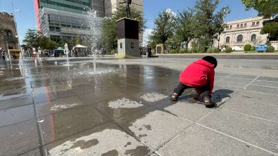 Fallan fuentes danzarinas frente a la Catedral Metropolitana