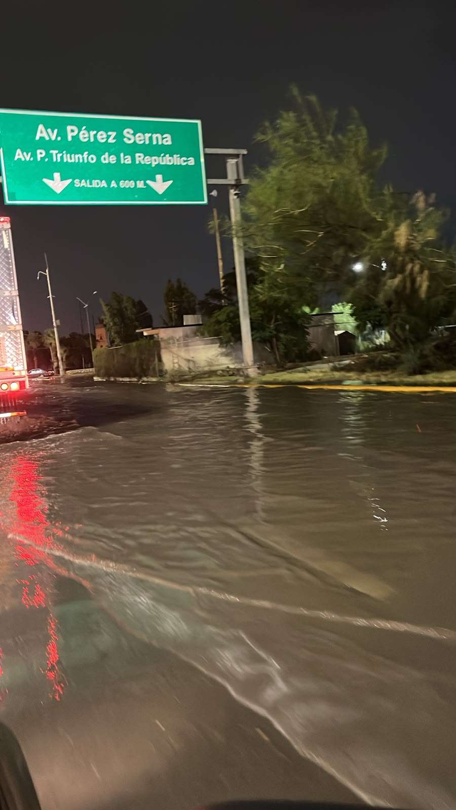 Fuerte tormenta eléctrica en Juárez provoca inundaciones en la ciudad