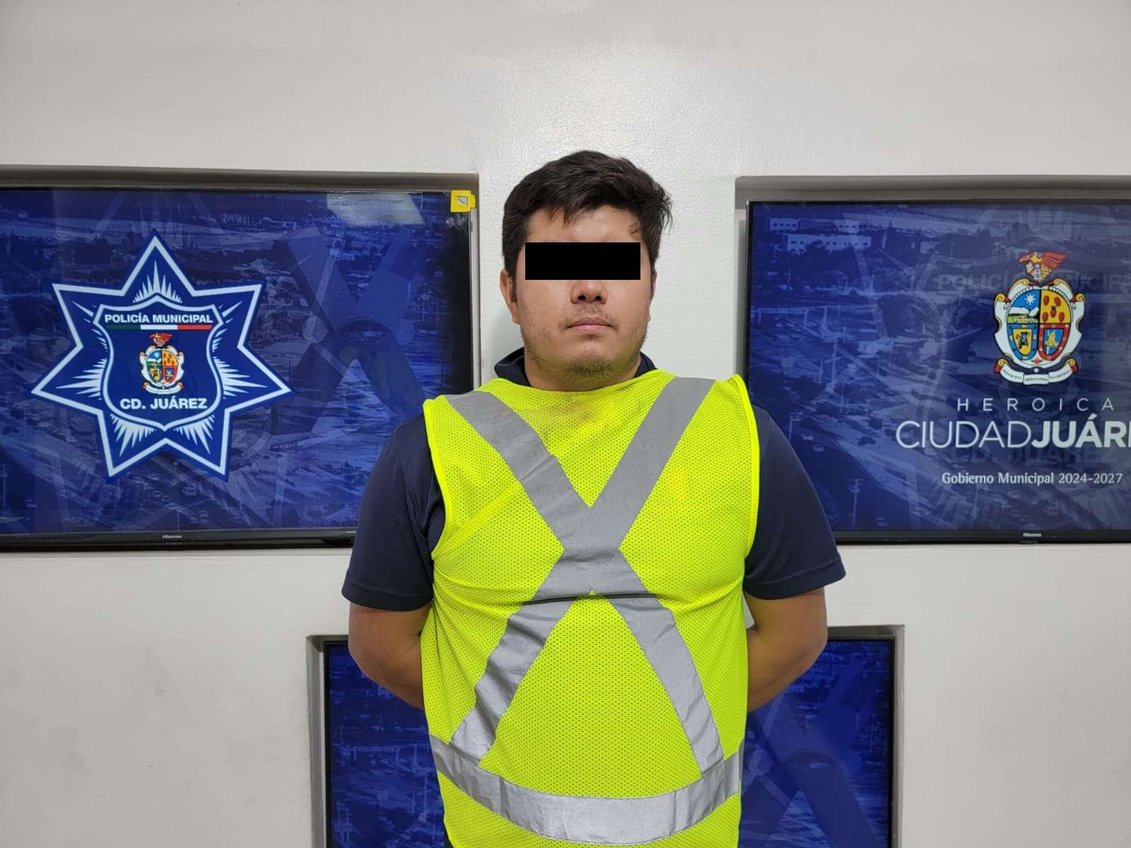 Lo arrestan por lesionar a hombre con un cuchillo en una taquería 