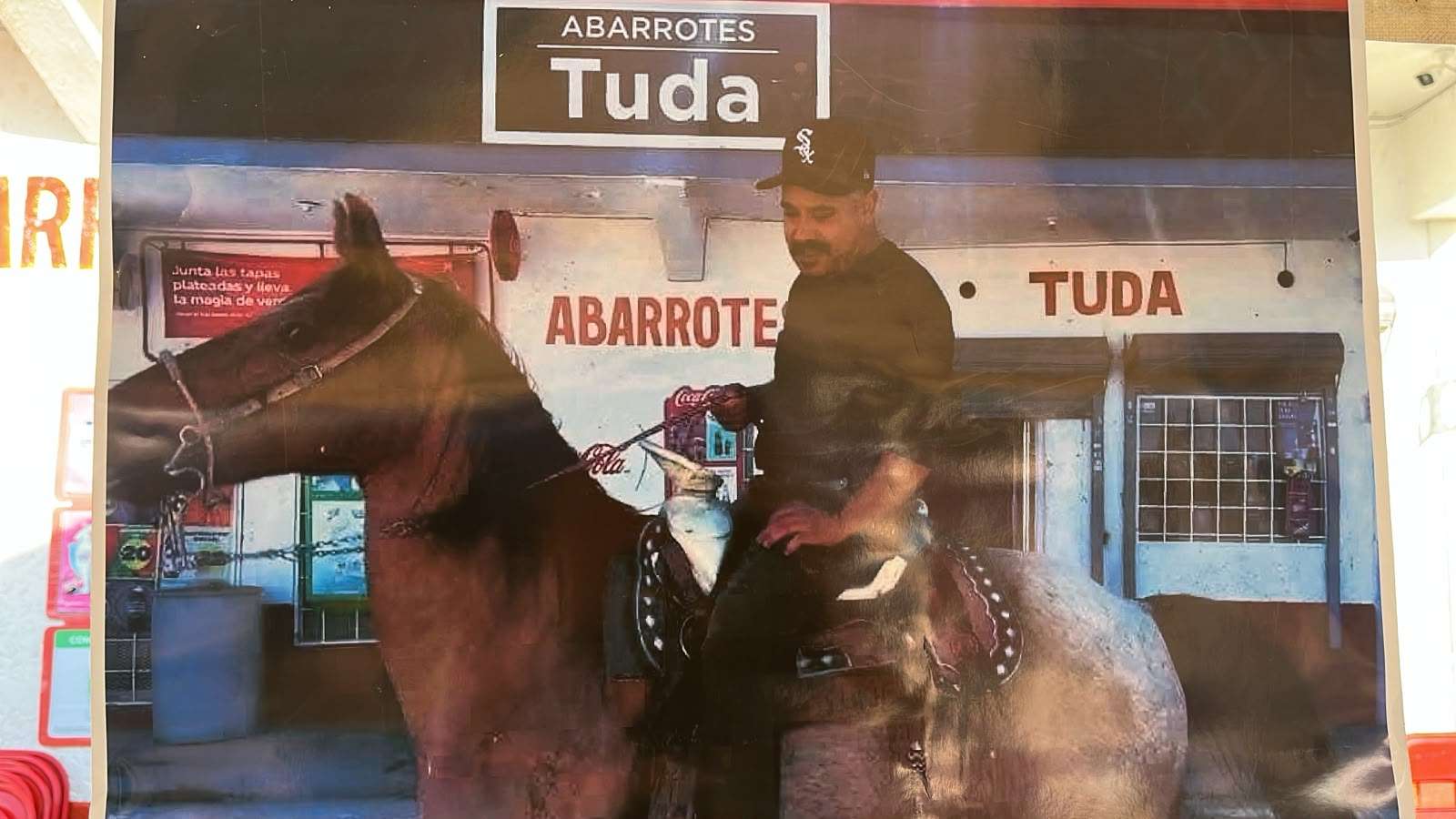 Dan último adiós a Javier Escobar, hombre asesinado por su esposa en tienda de abarrotes