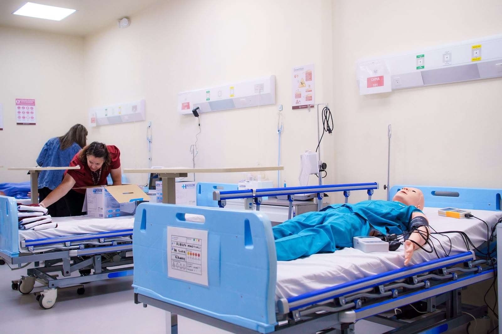 Refuerzan universitarios NutriChihuahua y atención comunitaria 