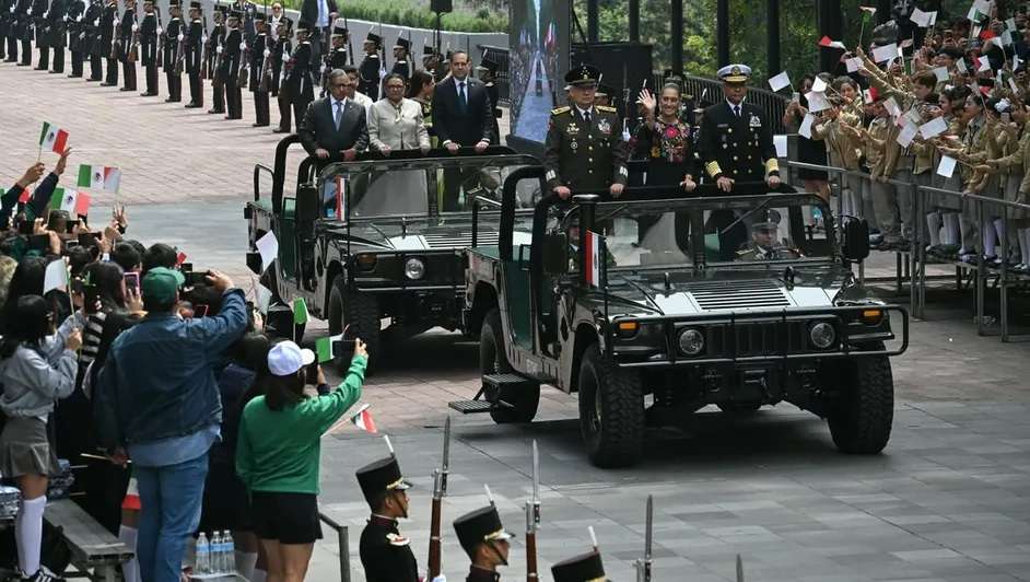 Preside Sheinbaum homenaje a los Niños Héroes de Chapultepec
