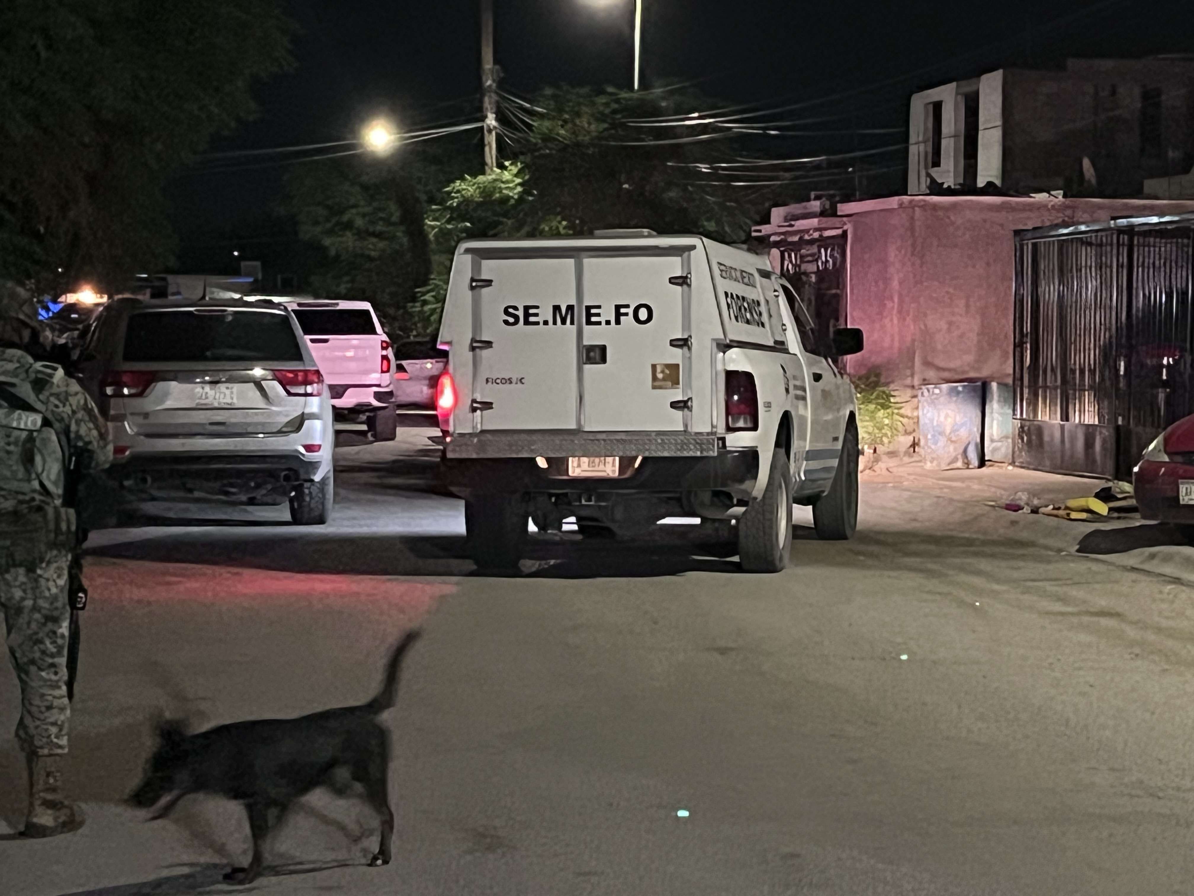  Lo hincaron y le dispararon en la cabeza; fue ejecutado en su casa