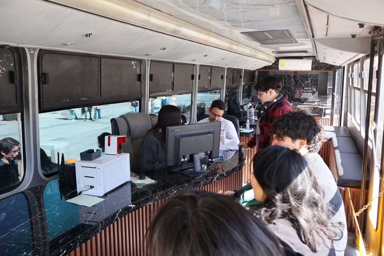 Lleva JuárezBus CAM Móvil a estación Las Torres y Cobach 5
