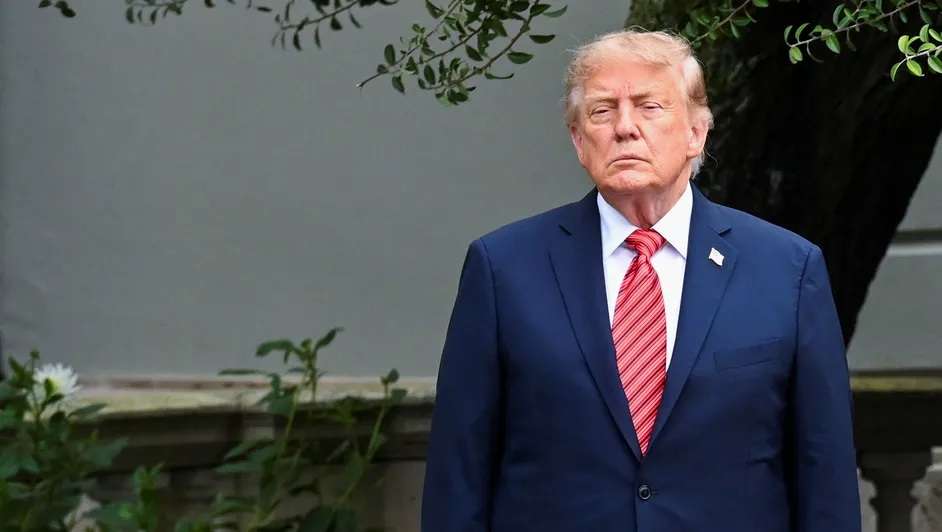 Critica Trump a quienes buscan pausar desarrollo de la IA
