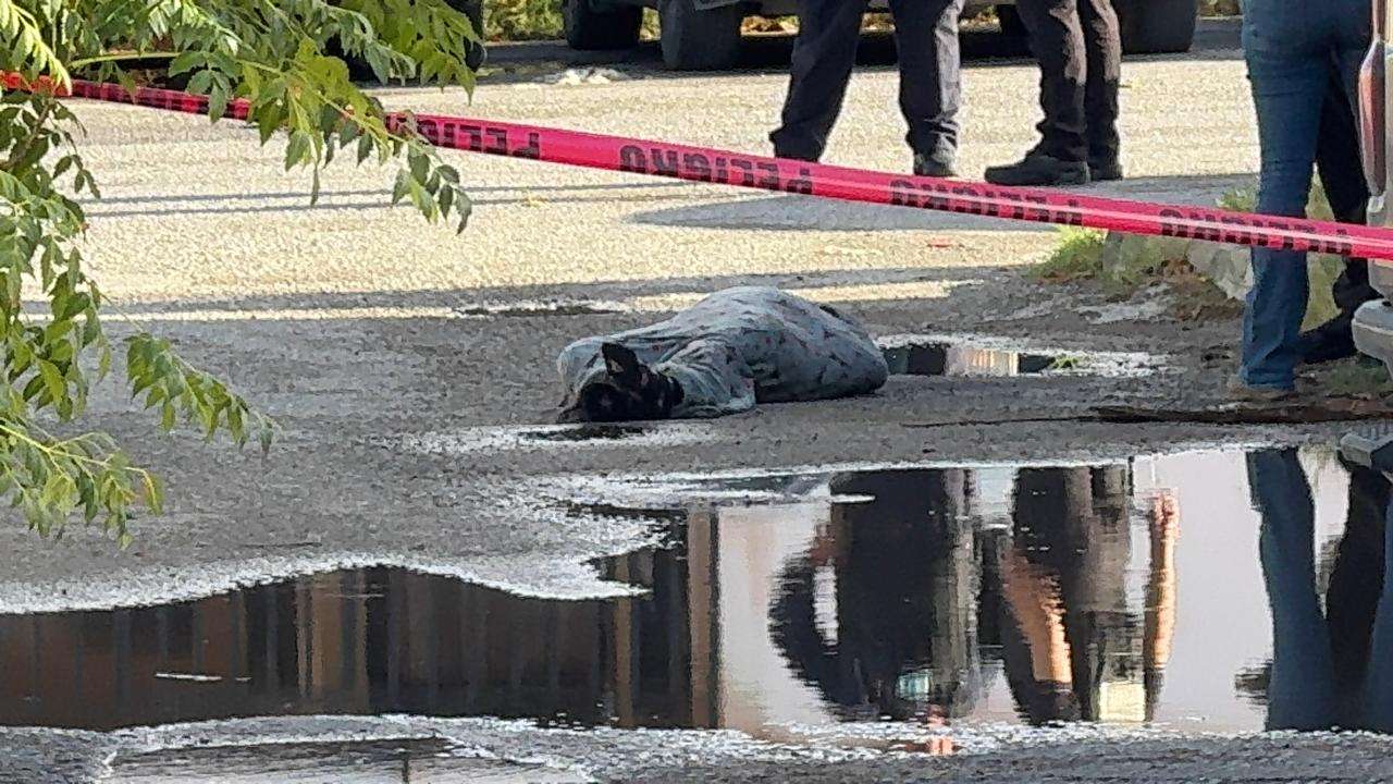 Asesinan a hombre y lo dejan envuelto en plástico en El Campanario 