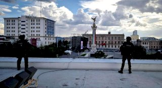 Vigilan francotiradores desde azoteas festejos del Grito 
