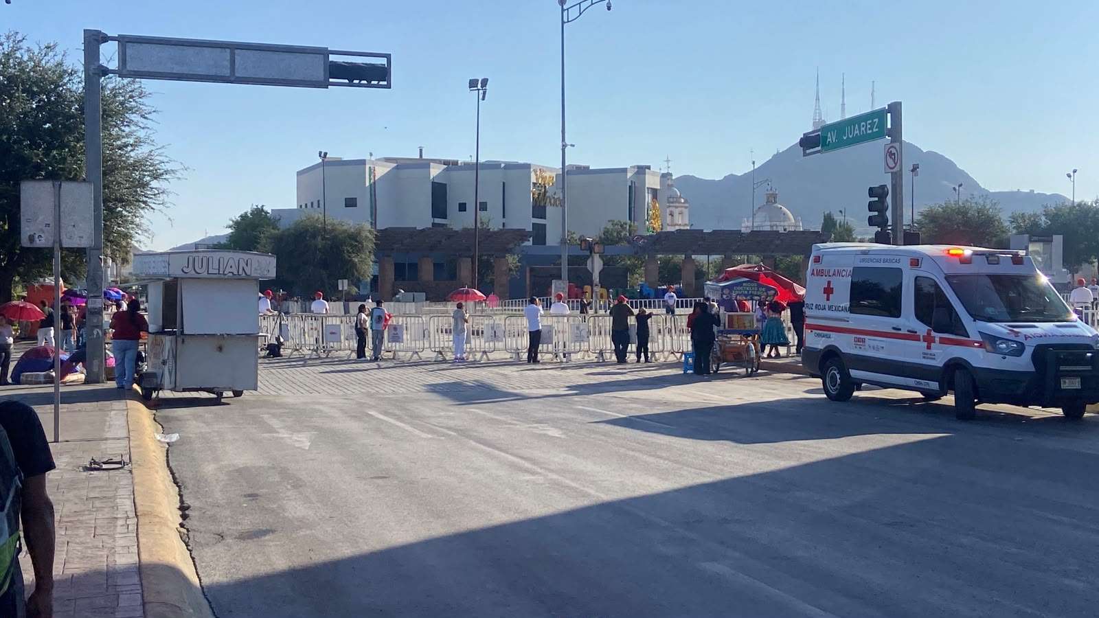Mantienen cerradas calles del centro por Desfile Cívico Militar