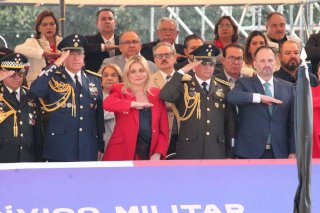 Encabeza Maru Campos Desfile Cívico Militar por la Independencia