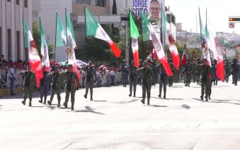Arranca desfile de Independencia con Sedena y GN al frente